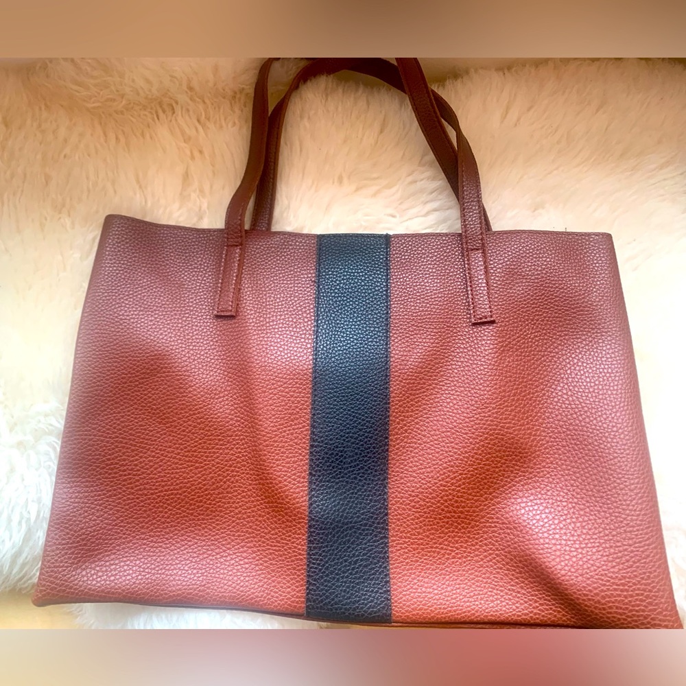Vince Camuto Shoulder Bag